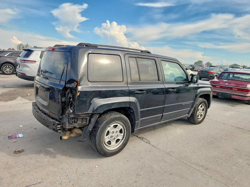 60172716 :رقم المزاد ، 1C4NJPBB5HD121055 vin ، 2017 Jeep Patriot مزاد بيع