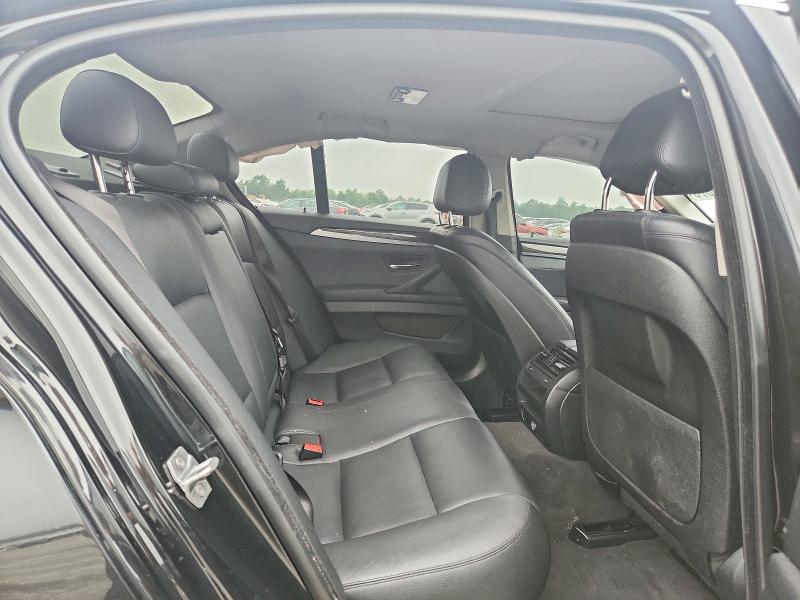 60230876 :رقم المزاد ، WBA5A7C55FD625284 vin ، 2015 Bmw 528 مزاد بيع
