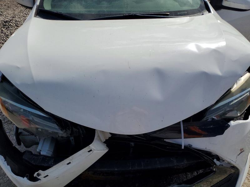 Продажа на аукционе авто 2017 Toyota Corolla, vin: 5YFBURHE8HP652528, номер лота: 63047486