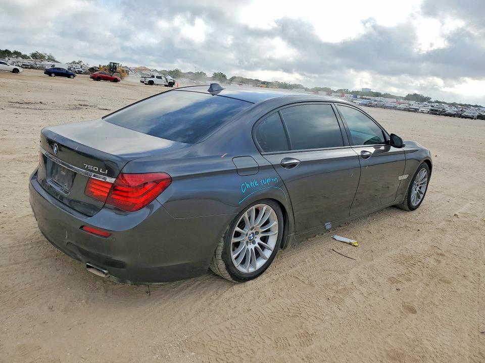 Продажа на аукционе авто 2015 Bmw 750, vin: WBAYF8C56FD654264, номер лота: 59387166