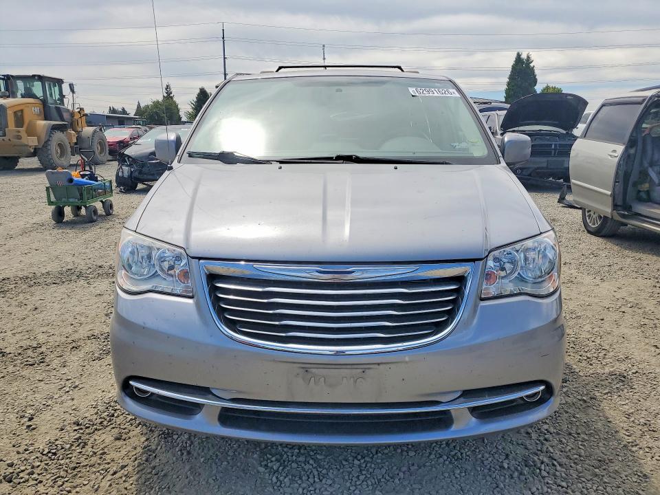 Продаж на аукціоні авто 2015 Chrysler Town & Country, vin: 2C4RC1BG2FR617560, номер лоту: 62991626