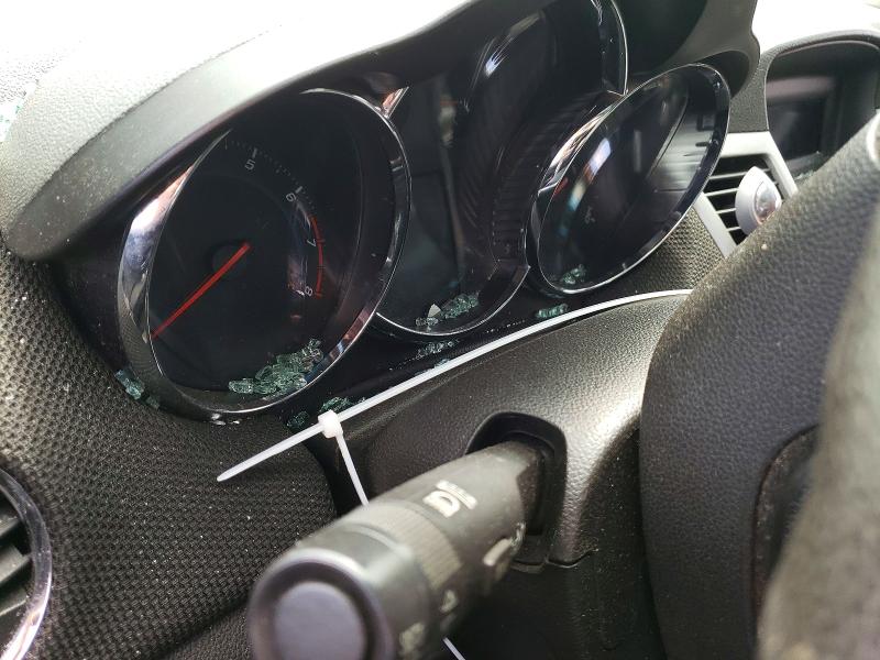 2015 Chevrolet Cruze მანქანა იყიდება აუქციონზე, vin: 1G1PC5SB7F7135910, აუქციონის ნომერი: 61612796