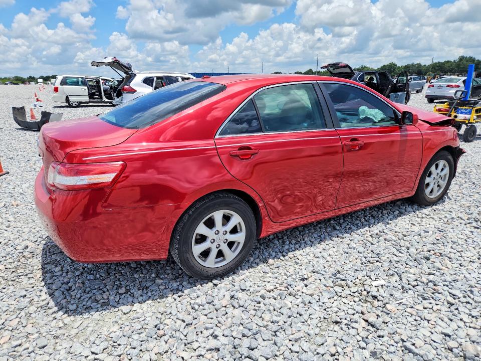 59881186 :رقم المزاد ، 4T1BF3EK9BU722545 vin ، 2011 Toyota Camry مزاد بيع