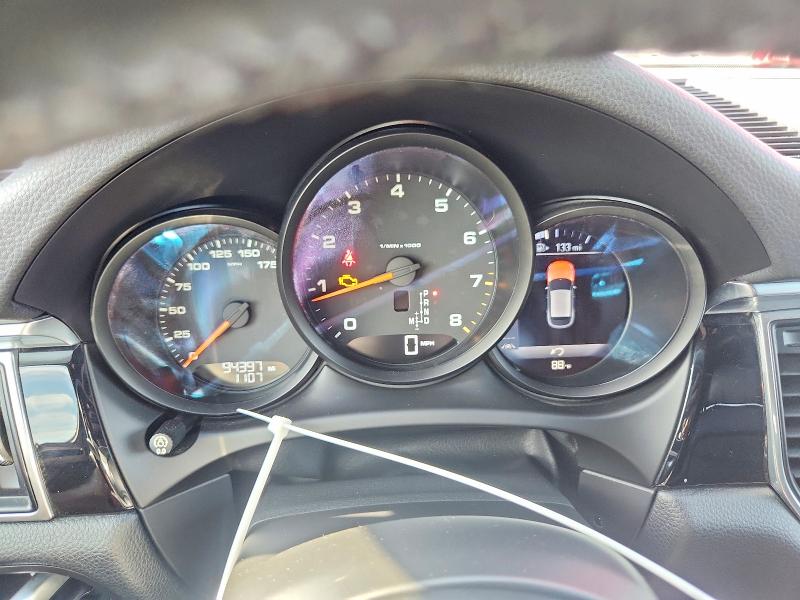 60678386 :رقم المزاد ، WP1AA2A54HLB83936 vin ، 2017 Porsche Macan مزاد بيع