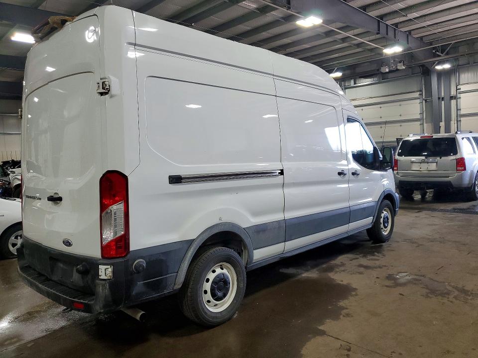 62250566 :رقم المزاد ، 1FTBR1X87NKA75533 vin ، 2022 Ford Transit مزاد بيع