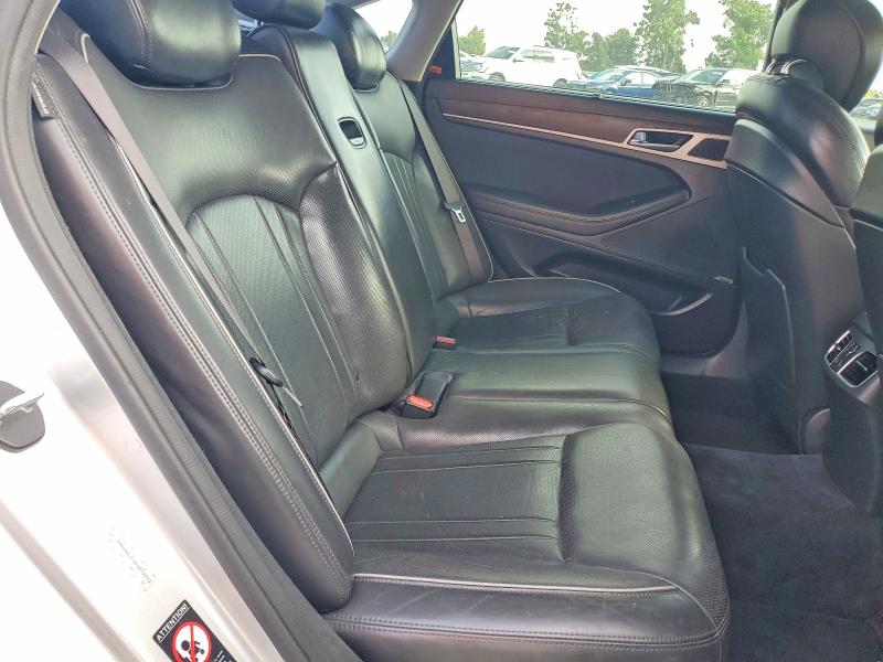 Продажа на аукционе авто 2015 Hyundai Genesis, vin: KMHGN4JF3FU019553, номер лота: 61667696