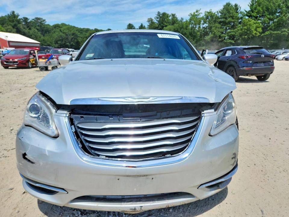 2012 Chrysler 200 მანქანა იყიდება აუქციონზე, vin: 1C3CCBAB0CN100885, აუქციონის ნომერი: 61114026