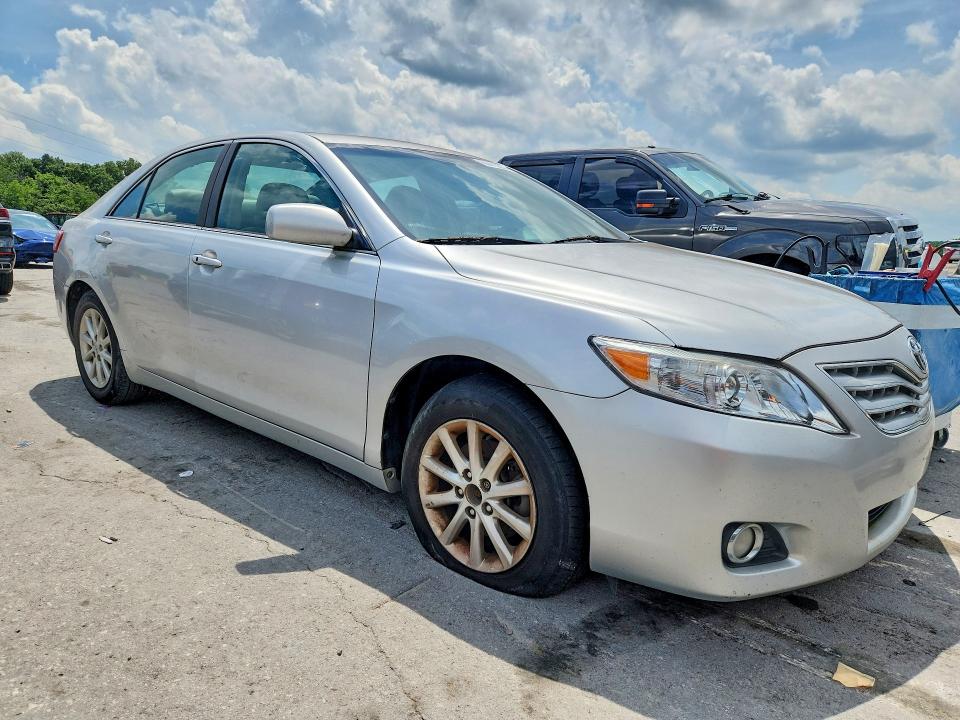 60413236 :رقم المزاد ، 4T1BK3EK6BU118124 vin ، 2011 Toyota Camry مزاد بيع