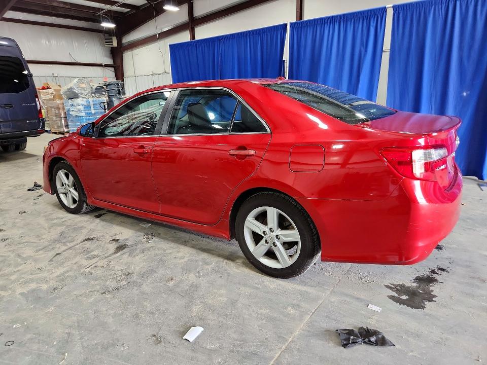 60798926 :رقم المزاد ، 4T1BF1FK4DU699195 vin ، 2013 Toyota Camry مزاد بيع