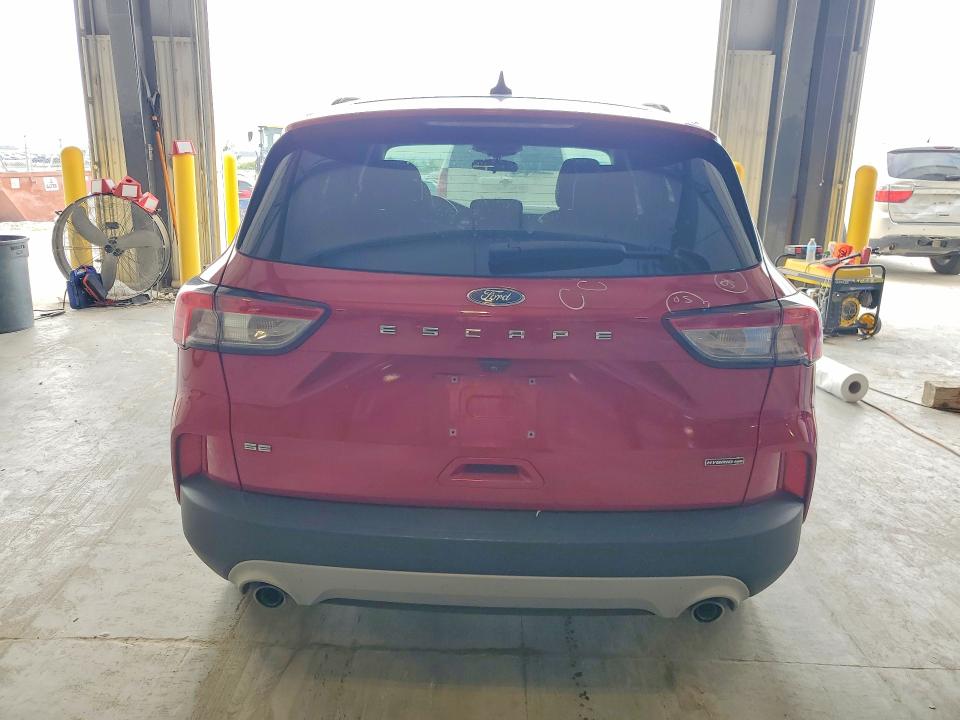 Продажа на аукционе авто 2020 Ford Escape, vin: 1FMCU9BZ4LUC56099, номер лота: 62426576