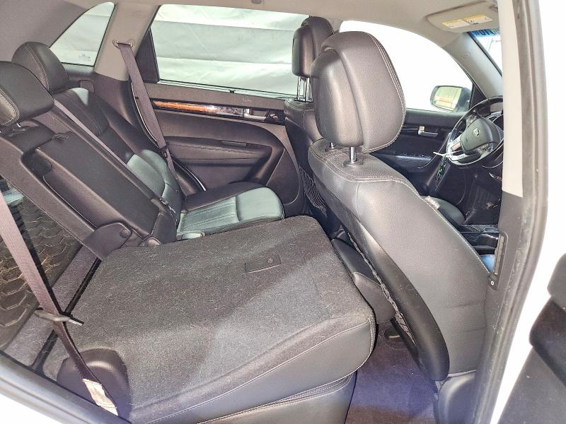 2015 Kia Sorento მანქანა იყიდება აუქციონზე, vin: 5XYKUDA7XFG562698, აუქციონის ნომერი: 61809816