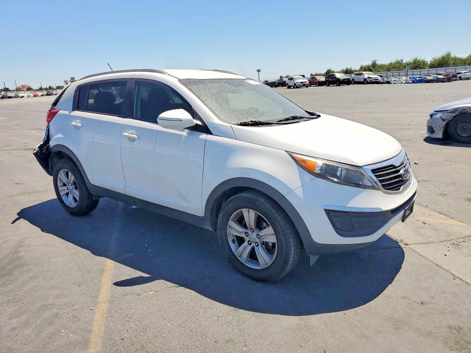 61391406 :رقم المزاد ، KNDPB3A22B7175807 vin ، 2011 Kia Sportage مزاد بيع