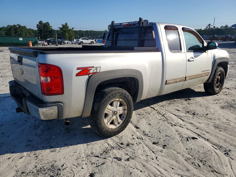 2013 Chevrolet Silverado მანქანა იყიდება აუქციონზე, vin: 1GCRKSE77DZ127347, აუქციონის ნომერი: 61565706