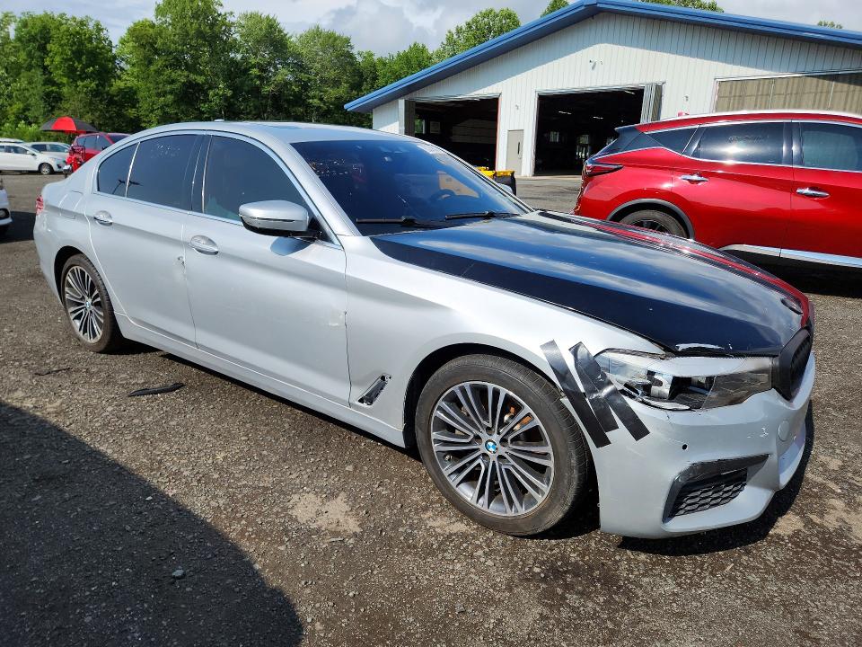 63366876 :رقم المزاد ، WBAJA7C55JWC75489 vin ، 2018 Bmw 530 مزاد بيع