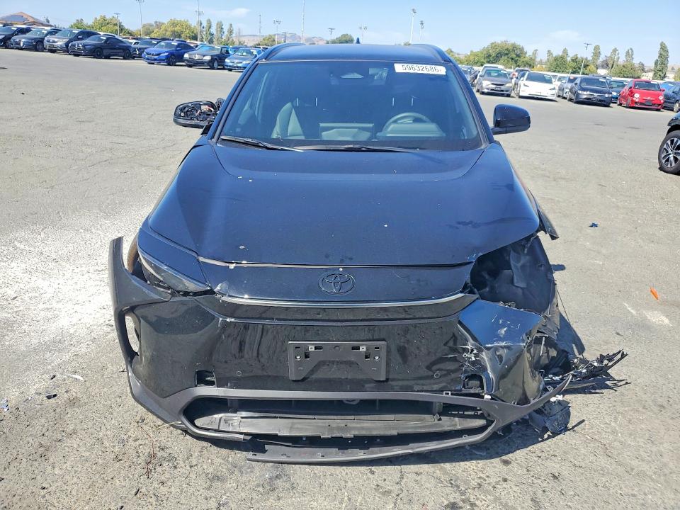 59632686 :رقم المزاد ، JTMABACA3SA105847 vin ، 2025 Toyota Bz4x مزاد بيع