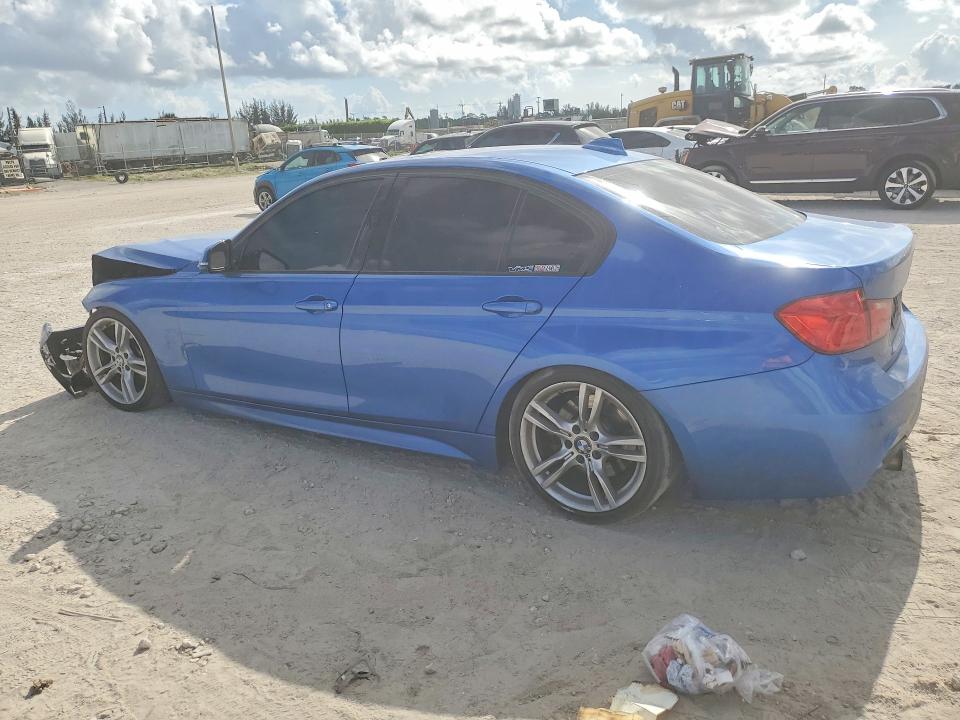 2013 Bmw 335 მანქანა იყიდება აუქციონზე, vin: WBA3A9C5XDF477489, აუქციონის ნომერი: 62273146