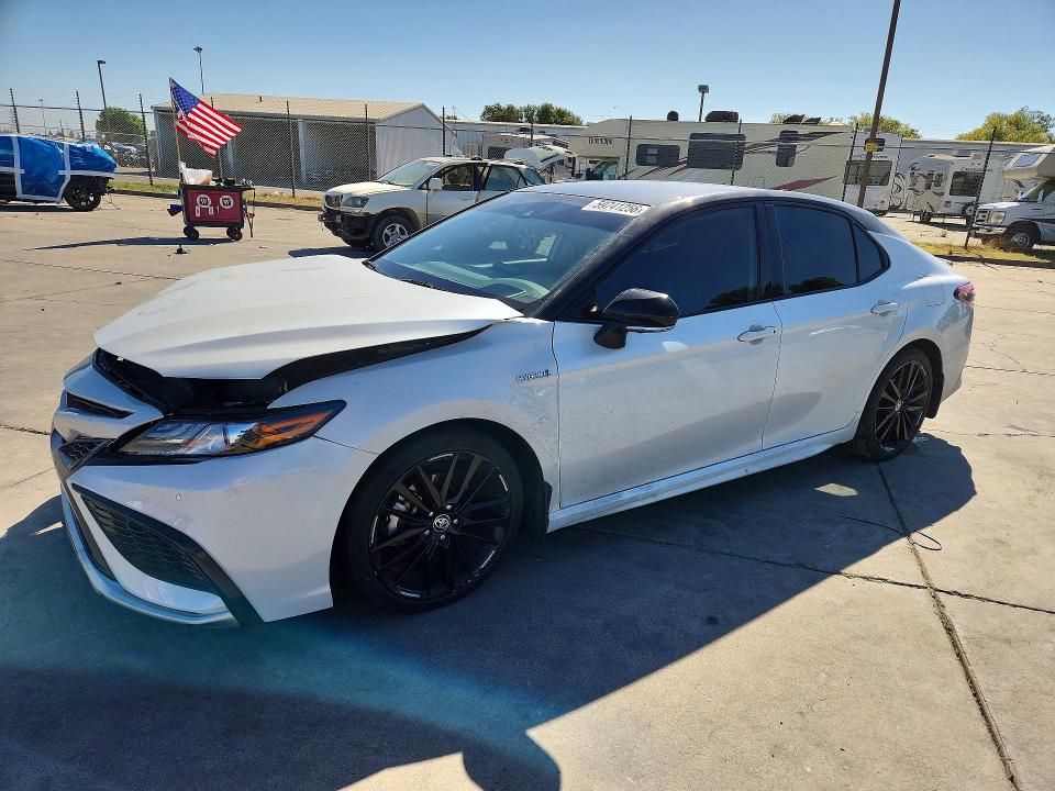 Продаж на аукціоні авто 2021 Toyota Camry, vin: 4T1K31AK2MU020993, номер лоту: 59741256