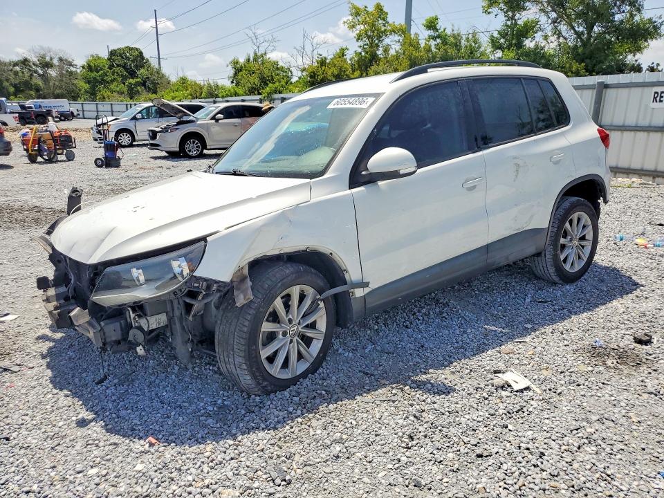 Auction sale of the 2017 Volkswagen Tiguan, vin: WVGAV7AX6HK042498, lot number: 60554896