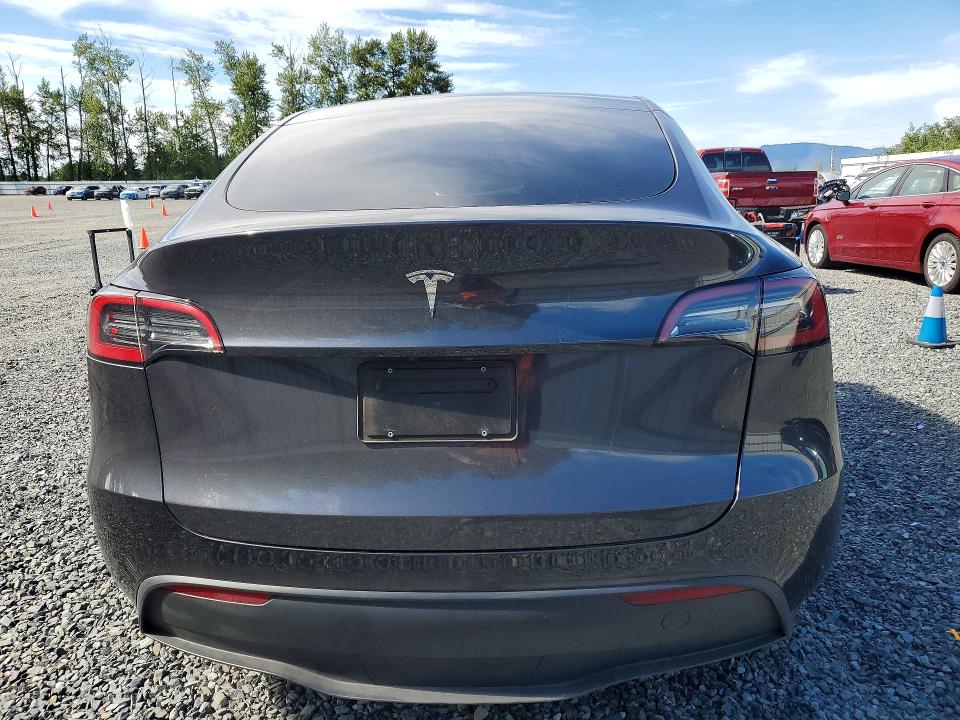 Продажа на аукционе авто 2024 Tesla Model Y, vin: 7SAYGDED2RF053608, номер лота: 60417196