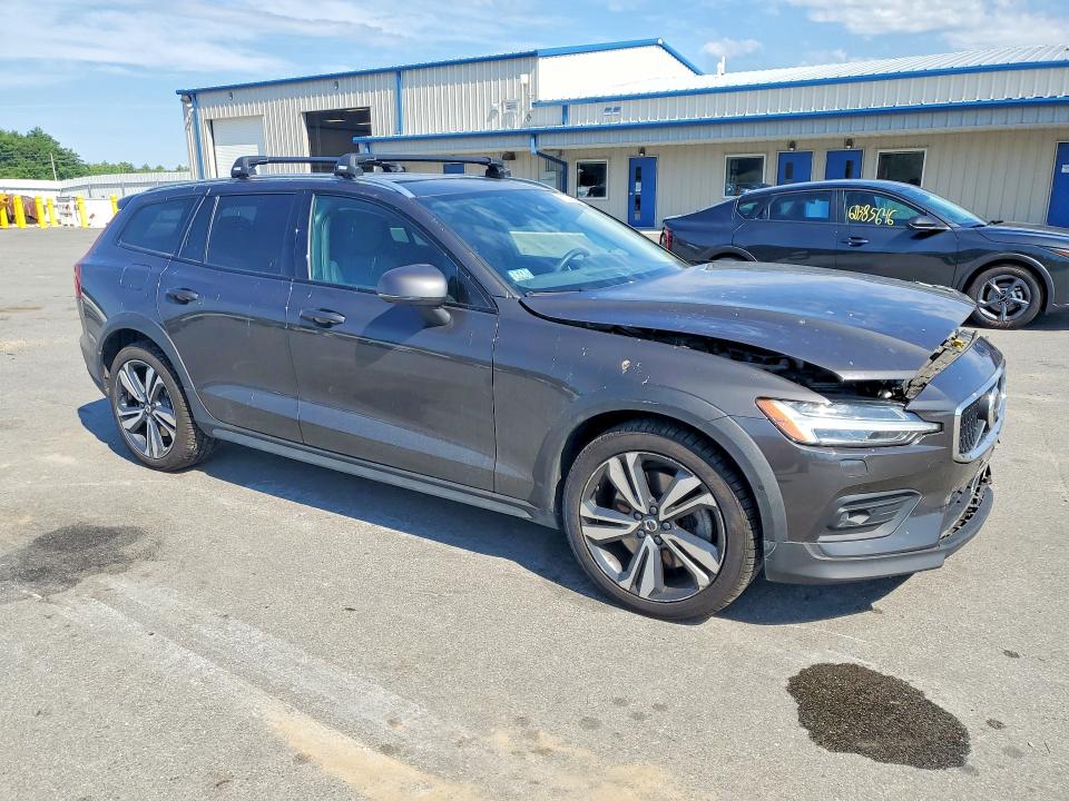 Aukcja sprzedaży 2023 Volvo V60, vin: YV4L12WZ1P2106352, numer aukcji: 60739246