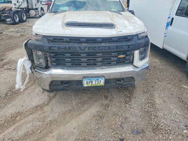 61767676 :رقم المزاد ، 1GC1YLEY8LF204818 vin ، 2020 Chevrolet Silverado مزاد بيع