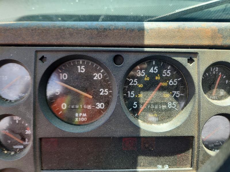 Продаж на аукціоні авто 1999 Freightliner Fl106, vin: 1FV68HBA4XHB45536, номер лоту: 59650666