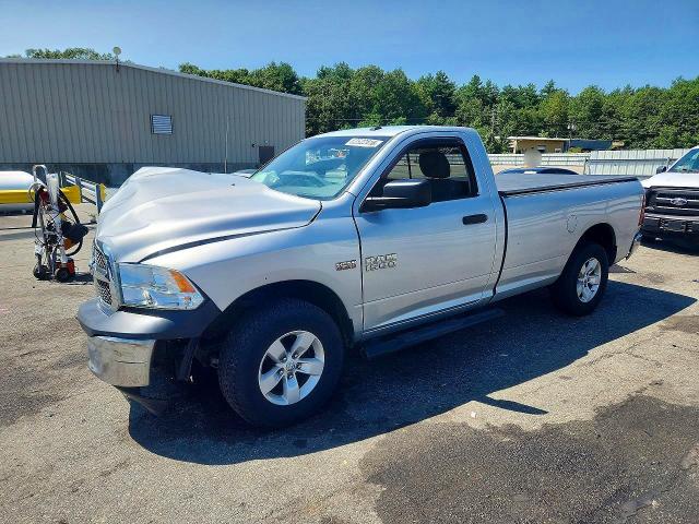 62522416 :رقم المزاد ، 3C6JR7DT9FG560425 vin ، 2015 Ram 1500 مزاد بيع