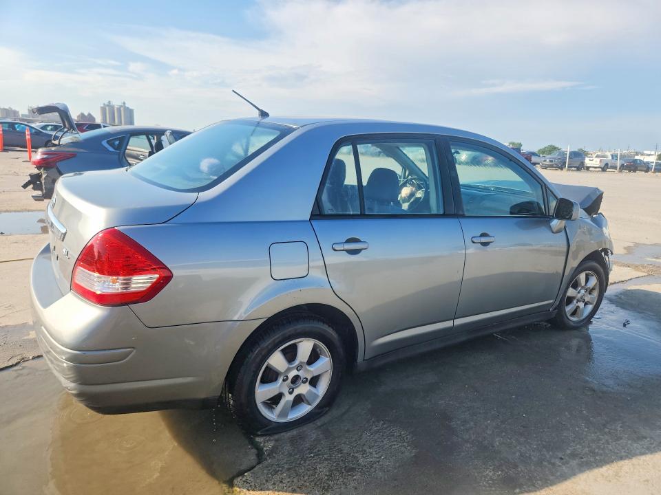 Продажа на аукционе авто 2011 Nissan Versa, vin: 3N1BC1AP2BL421776, номер лота: 77250635