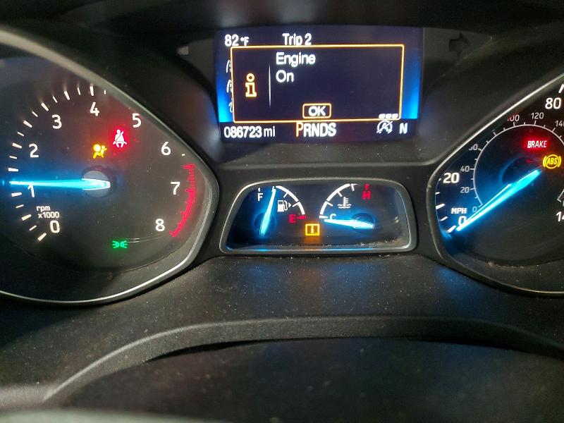 60925216 :رقم المزاد ، 1FMCU0GD9HUA94275 vin ، 2017 Ford Escape مزاد بيع