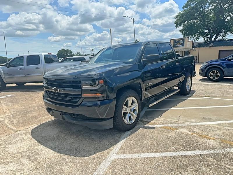 61066886 :رقم المزاد ، 3GCPCPEC0JG496674 vin ، 2018 Chevrolet Silverado مزاد بيع