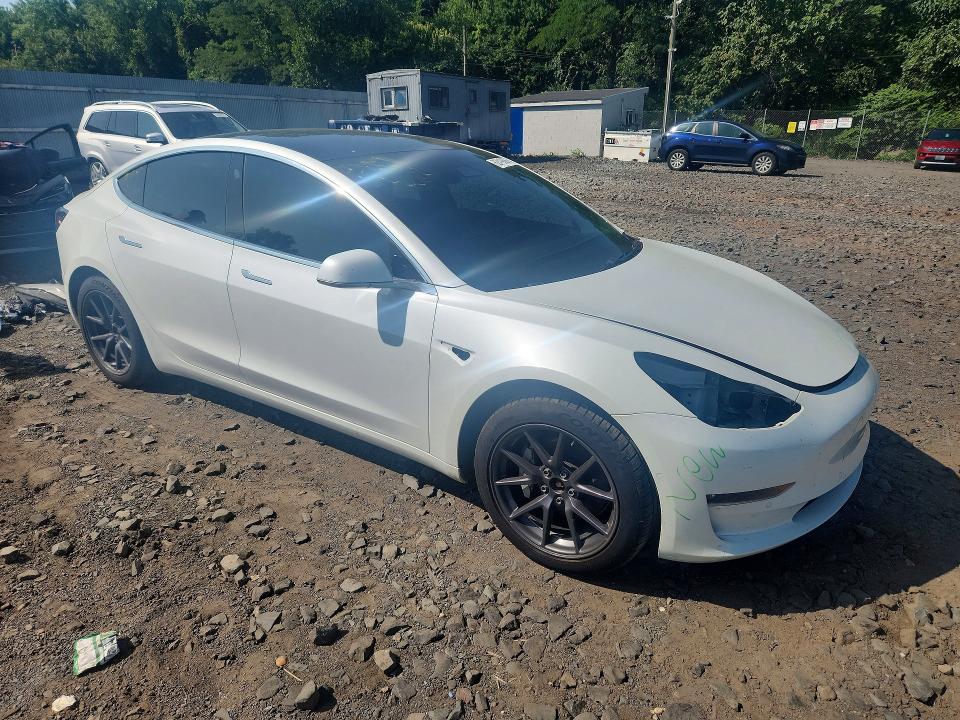 Продажа на аукционе авто 2019 Tesla Model 3, vin: 5YJ3E1EB3KF493515, номер лота: 62419806