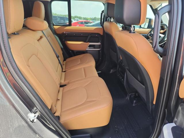 Продажа на аукционе авто 2024 Land Rover Defender, vin: SALEJ7EXXR2285348, номер лота: 60309296