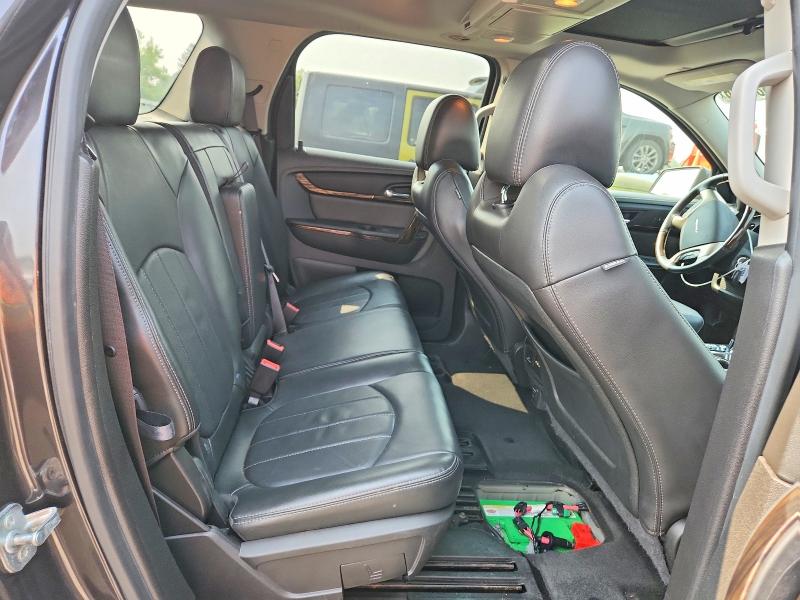 61385636 :رقم المزاد ، 1GKKVTKDXFJ383271 vin ، 2015 Gmc Acadia مزاد بيع