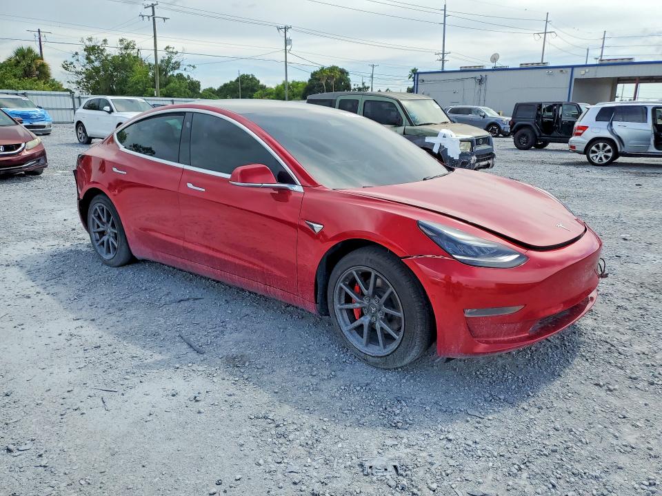 59775316 :رقم المزاد ، 5YJ3E1EB2KF387217 vin ، 2019 Tesla Model 3 مزاد بيع