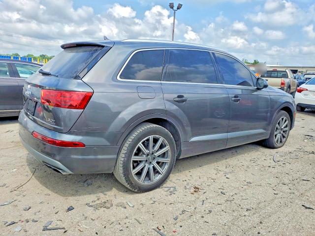 60574206 :رقم المزاد ، WA1LAAF77JD041055 vin ، 2018 Audi Q7 مزاد بيع
