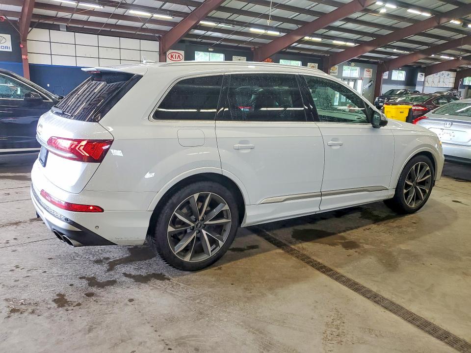 2021 Audi Sq7 მანქანა იყიდება აუქციონზე, vin: WA1AWBF71MD025632, აუქციონის ნომერი: 60412856