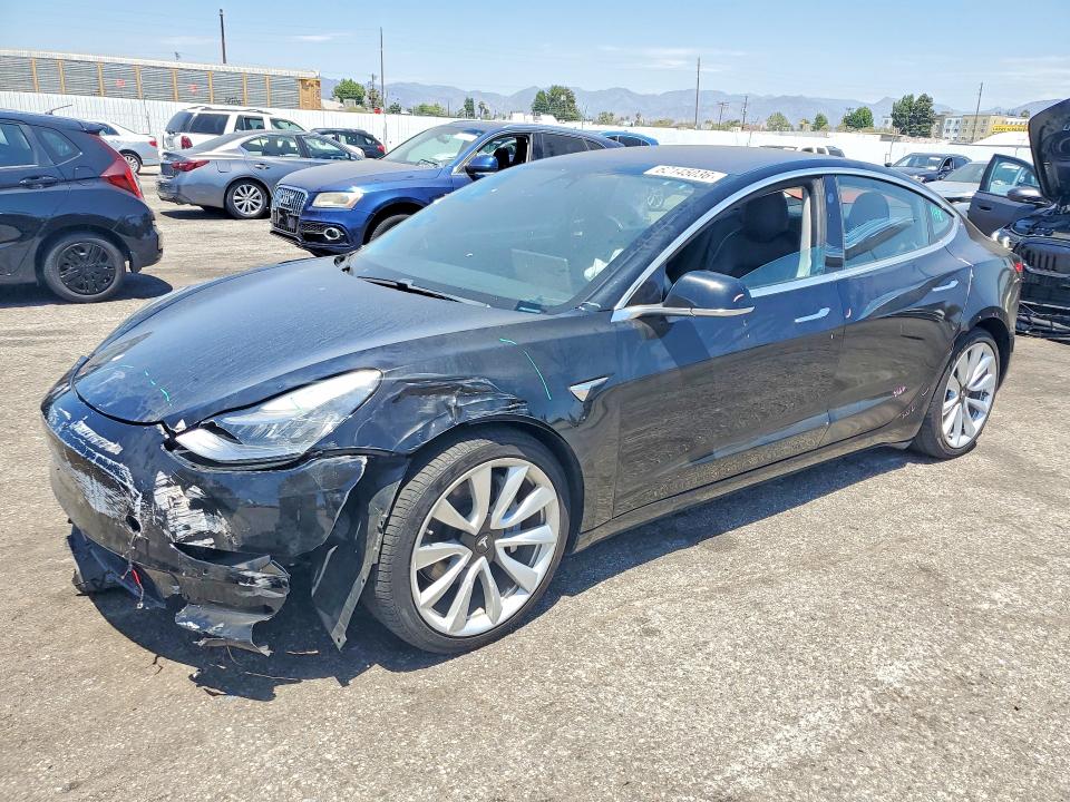 2018 Tesla Model 3 მანქანა იყიდება აუქციონზე, vin: 5YJ3E1EA0JF033962, აუქციონის ნომერი: 62145036