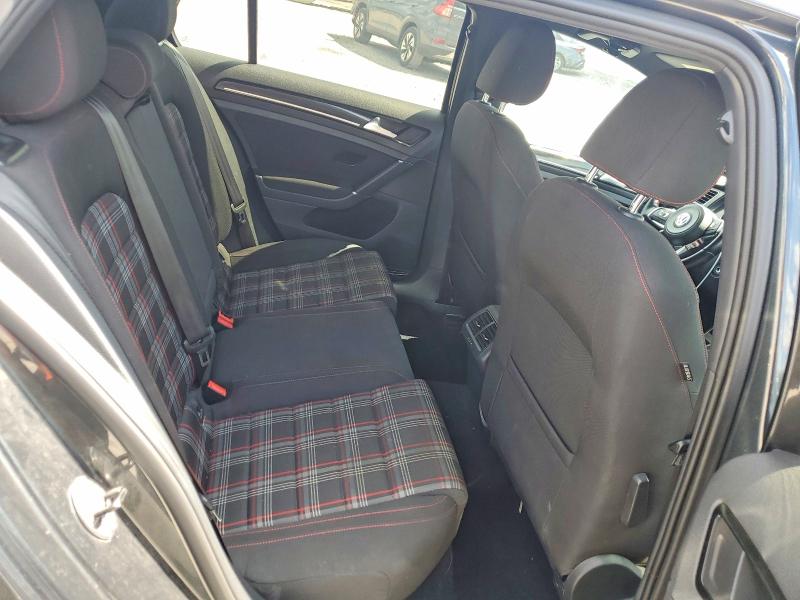 60002426 :رقم المزاد ، 3VW5T7AU3FM075866 vin ، 2015 Volkswagen Gti مزاد بيع