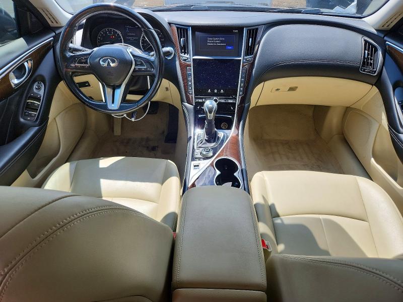 62859996 :رقم المزاد ، JN1EV7AR6JM437639 vin ، 2018 Infiniti Q50 مزاد بيع