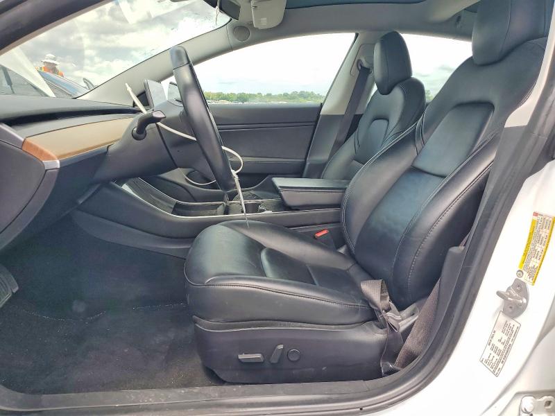 59185896 :رقم المزاد ، 5YJ3E1EA4KF337524 vin ، 2019 Tesla Model 3 مزاد بيع