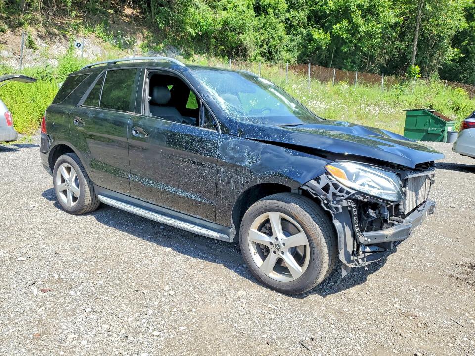 Продажа на аукционе авто 2019 Mercedes-benz Gle, vin: 4JGDA5GB5KB211538, номер лота: 61360496