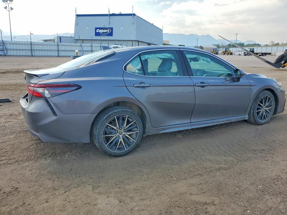 Продаж на аукціоні авто 2022 Toyota Camry, vin: 4T1T11AK4NU686488, номер лоту: 58741156
