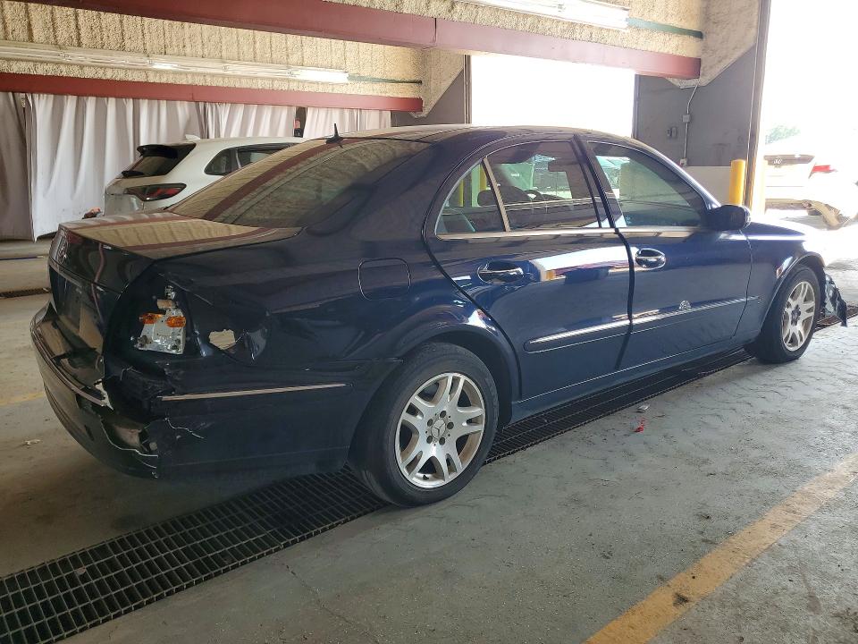 2004 Mercedes-benz E მანქანა იყიდება აუქციონზე, vin: WDBUF65J24A575560, აუქციონის ნომერი: 60758796