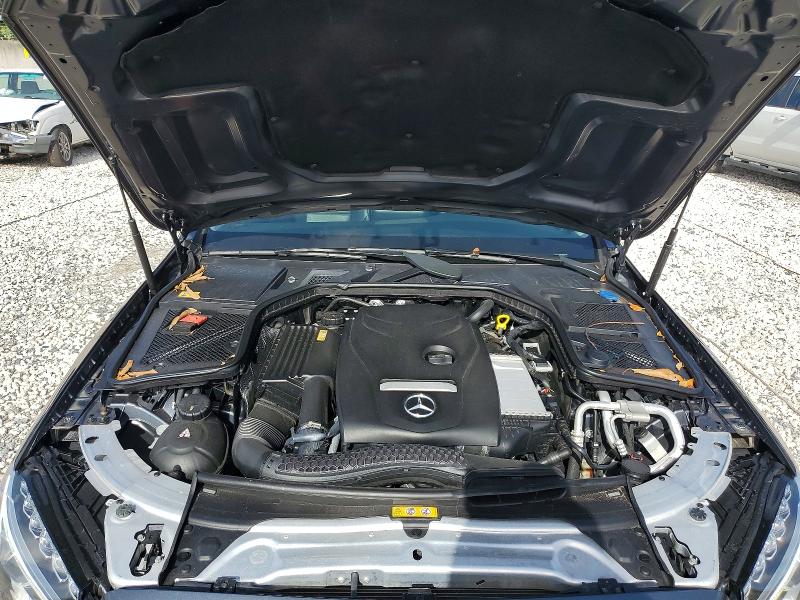 60466486 :رقم المزاد ، 55SWF4KB7FU063149 vin ، 2015 Mercedes-benz C مزاد بيع