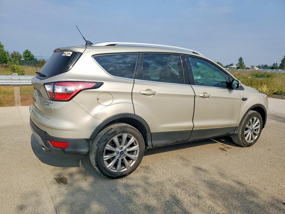 Продажа на аукционе авто 2018 Ford Escape, vin: 1FMCU9J98JUC71090, номер лота: 62240756