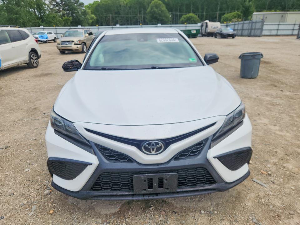 2021 Toyota Camry მანქანა იყიდება აუქციონზე, vin: 4T1G11AK4MU430058, აუქციონის ნომერი: 62052836