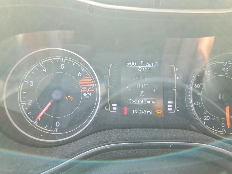 59389416 :رقم المزاد ، 1C4PJLCB7KD222976 vin ، 2019 Jeep Cherokee مزاد بيع
