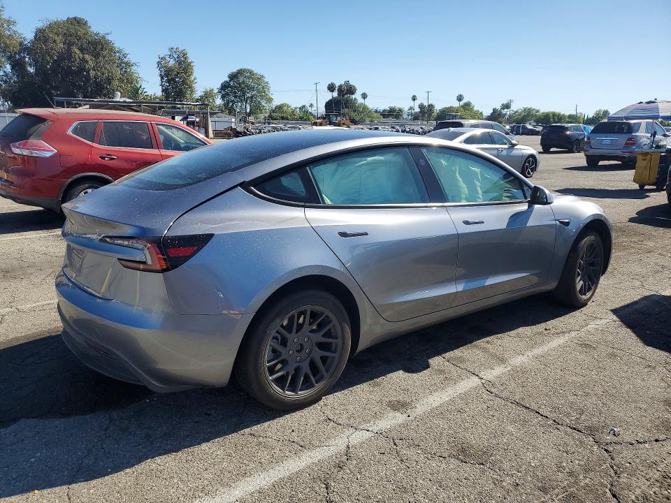 2025 Tesla Model 3 მანქანა იყიდება აუქციონზე, vin: 5YJ3E1EA7SF058536, აუქციონის ნომერი: 60259376