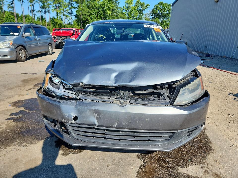 2011 Volkswagen Jetta მანქანა იყიდება აუქციონზე, vin: 3VWDX7AJ8BM327191, აუქციონის ნომერი: 60434646