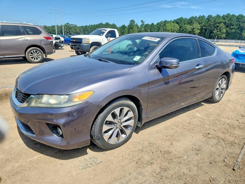 Продажа на аукционе авто 2015 Honda Accord, vin: 1HGCT1B86FA004250, номер лота: 61700256